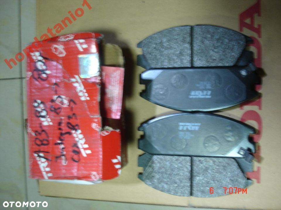 HONDA INTEGRA 1983-89 , CRX 83-88 KLOCKI Przód - 1