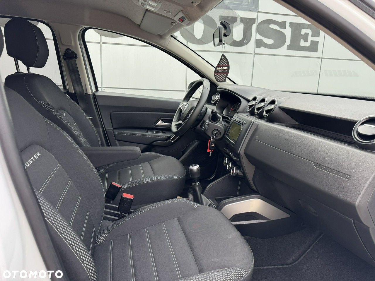 Dacia Duster SCe 115 2WD Prestige - 13