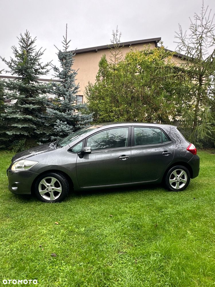 Toyota Auris 1.6 Prestige - 3