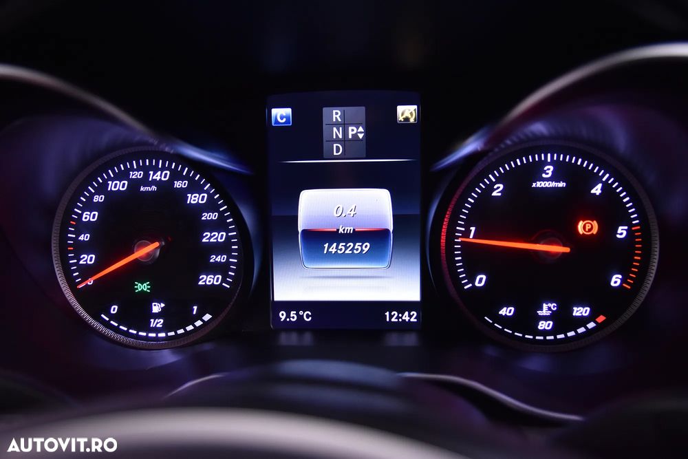 Mercedes-Benz C - 11