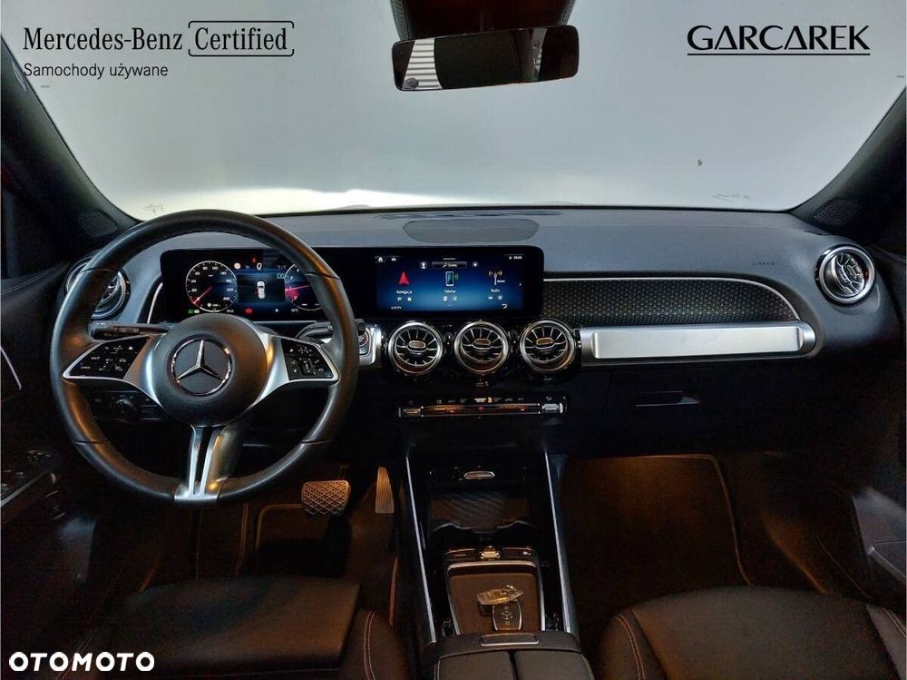 Mercedes-Benz GLB - 10