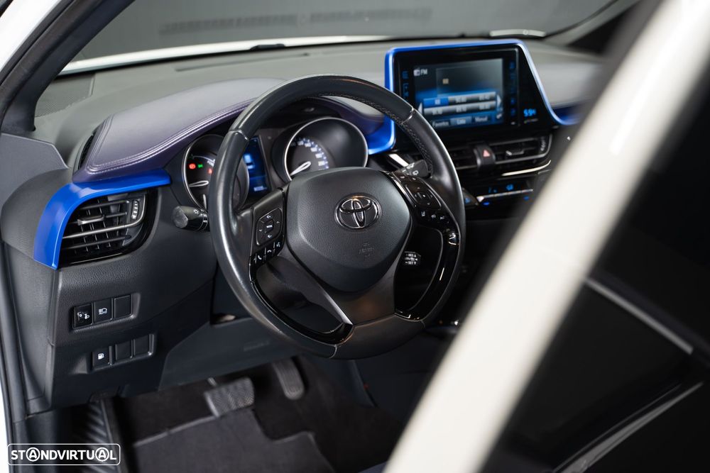 Toyota C-HR 1.8 HSD Exclusive - 18