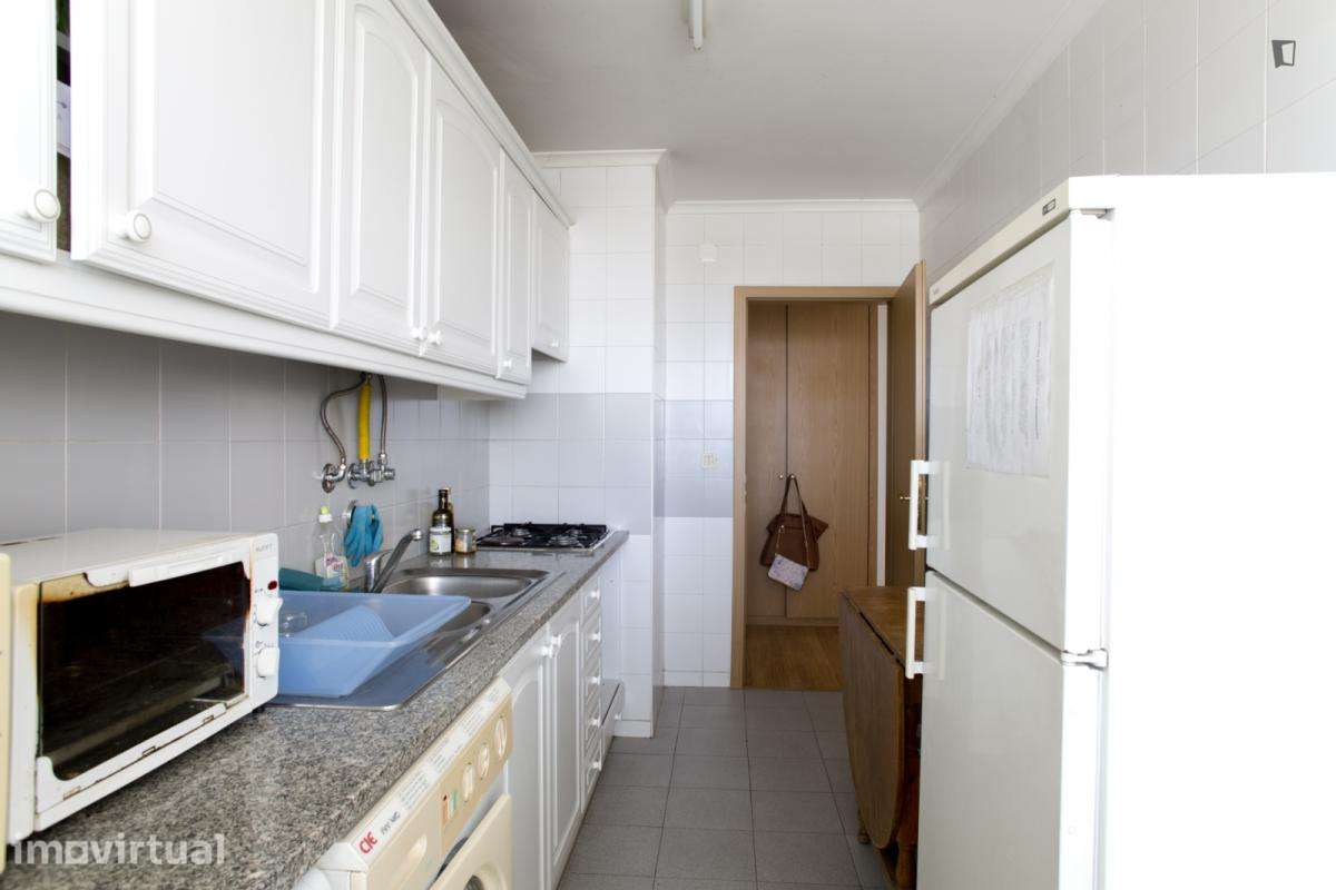 Quarto - localizado em Bela Vista Lisbon - Grande imagem: 2/10