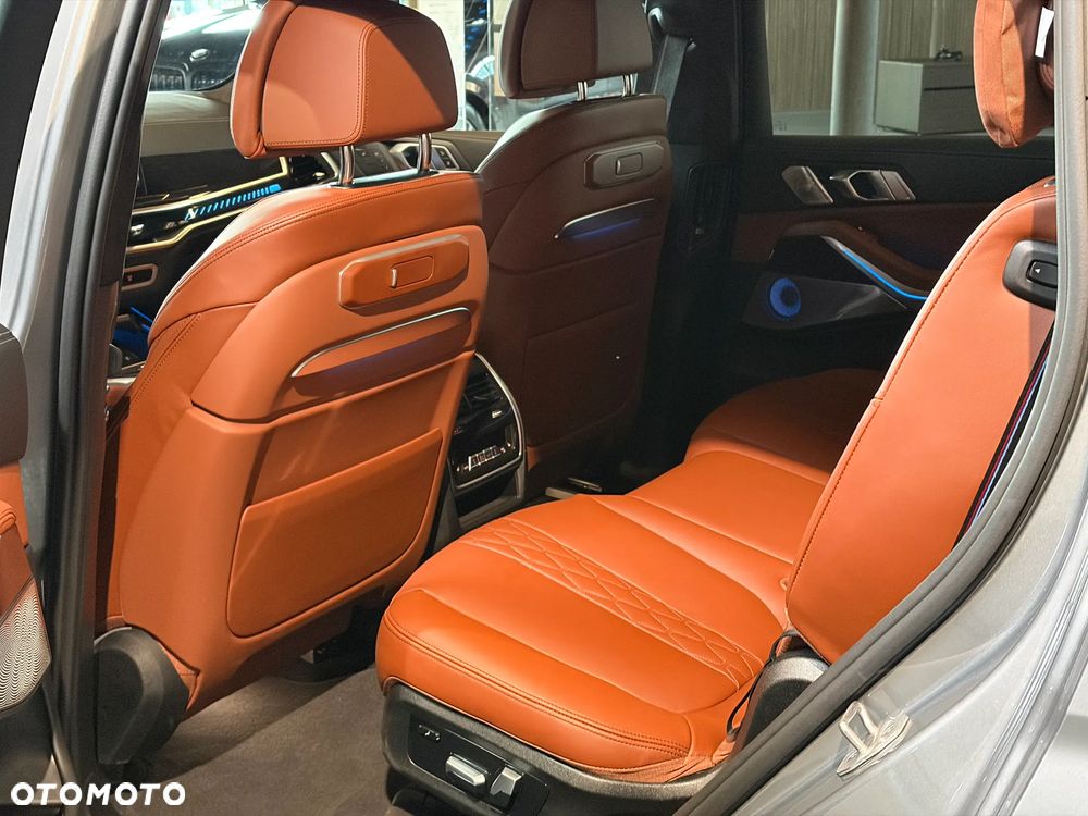 BMW X7 M60i xDrive mHEV sport - 27