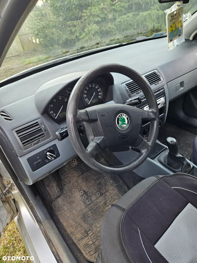 Skoda Fabia 1.4 16V Classic - 6