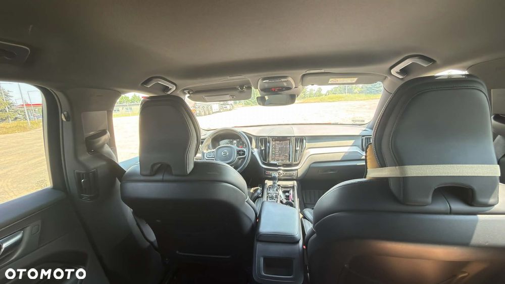 Volvo XC 60 D4 SCR AWD R-Design - 37