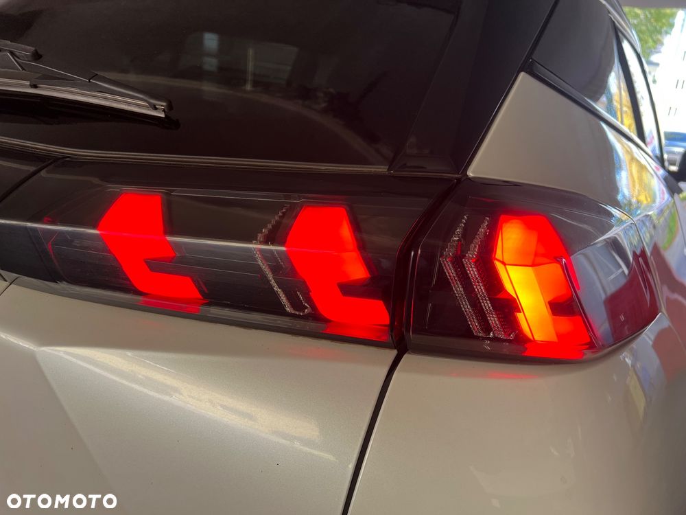 Peugeot 2008 2021 photo 5