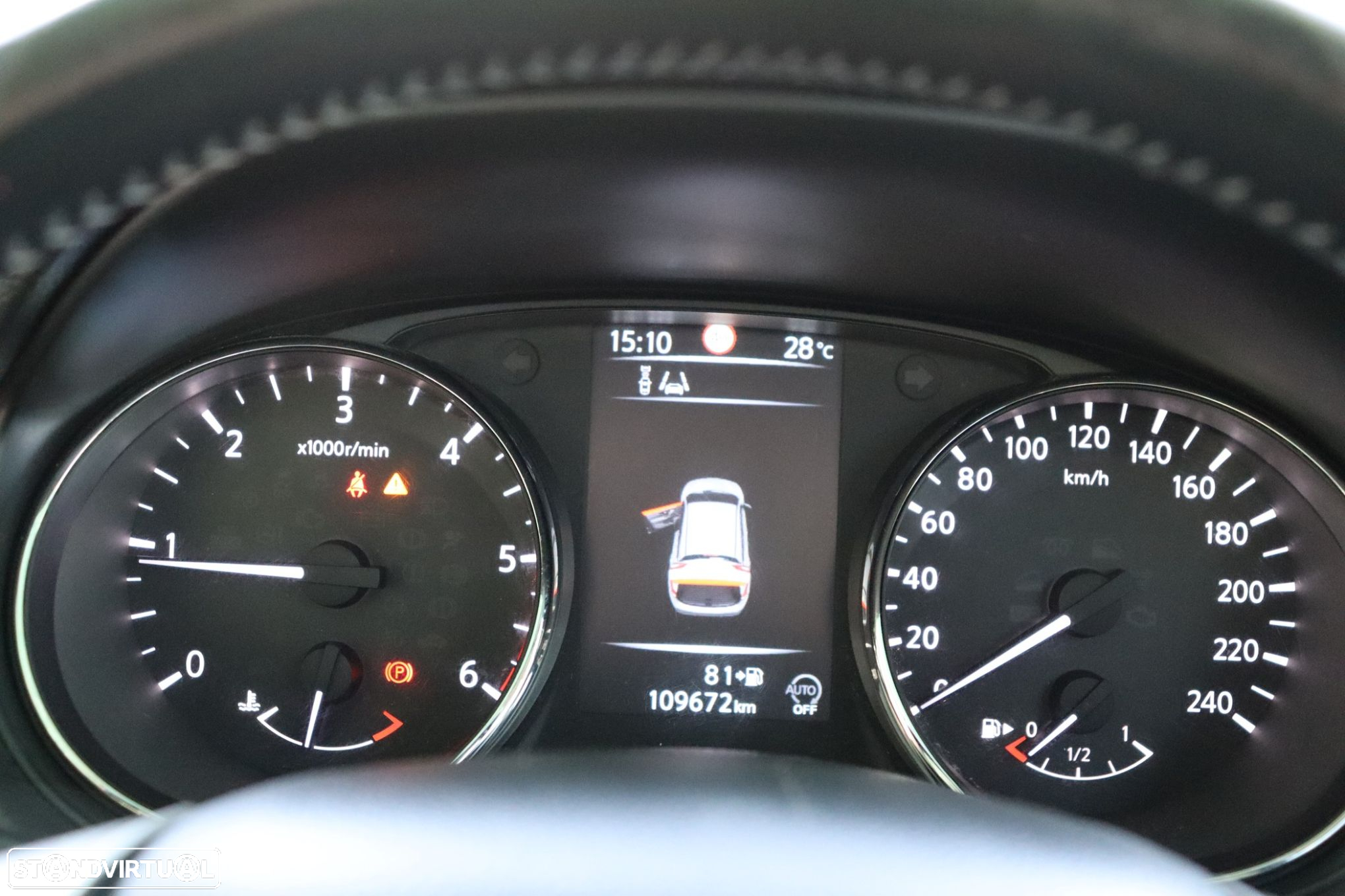 Nissan Qashqai 1.5 dCi Tekna Premium - 18