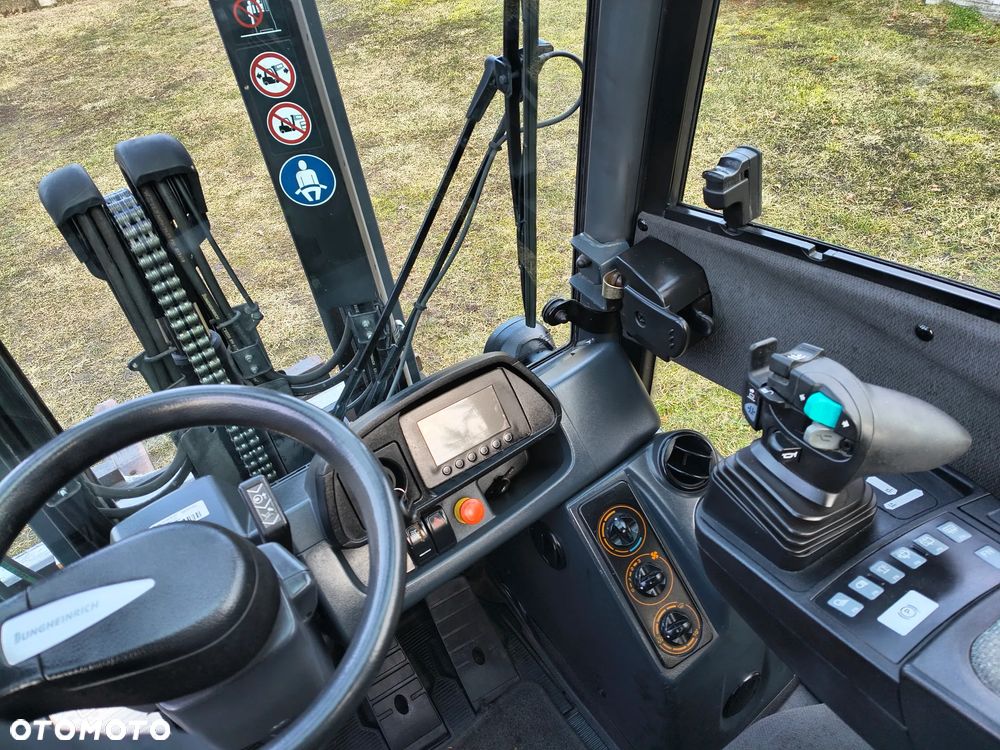 Jungheinrich DFG 320S - 10