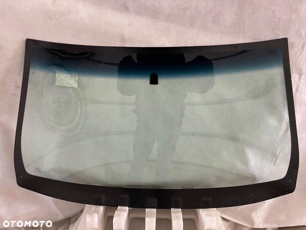 nissan skyline v35 szyba przednia nowa po 2003- - 3