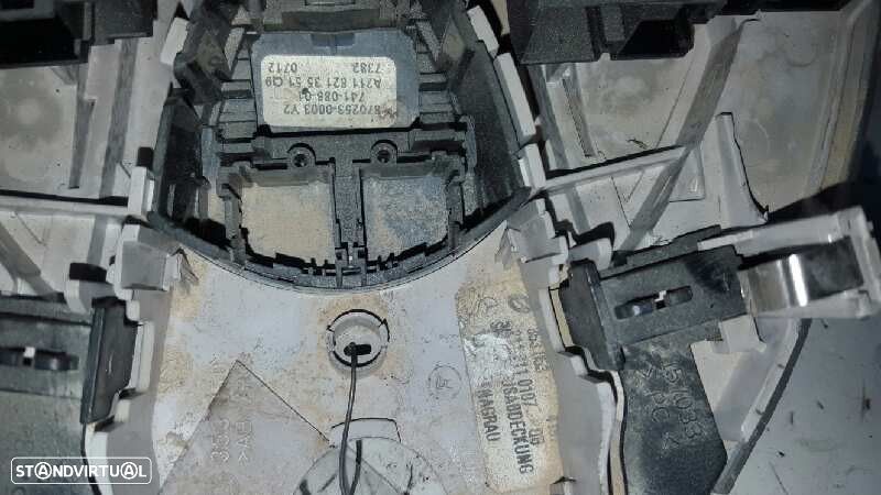 LUZ INTERIOR MERCEDES CLASE E (W211) BERLINA E 320 CDI (211.022) - 3