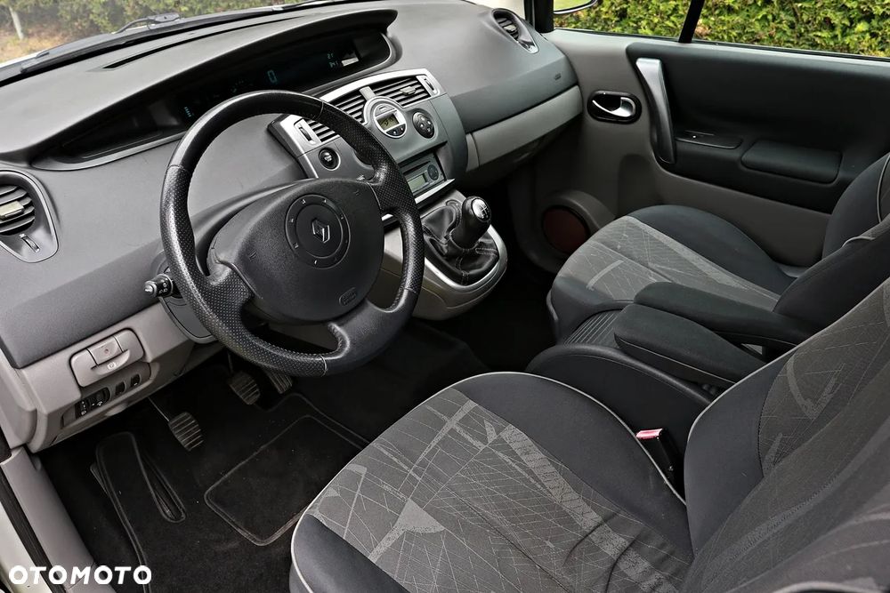 Renault Scenic - 24