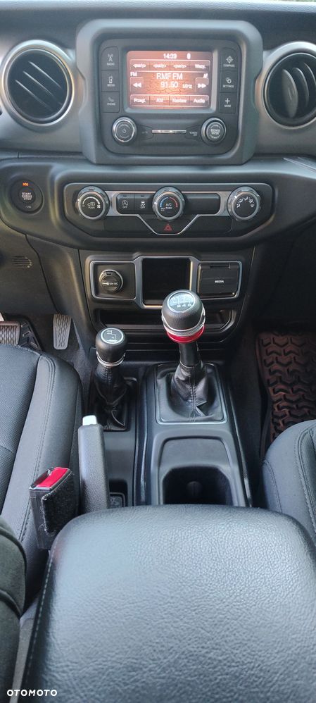 Jeep Wrangler - 17