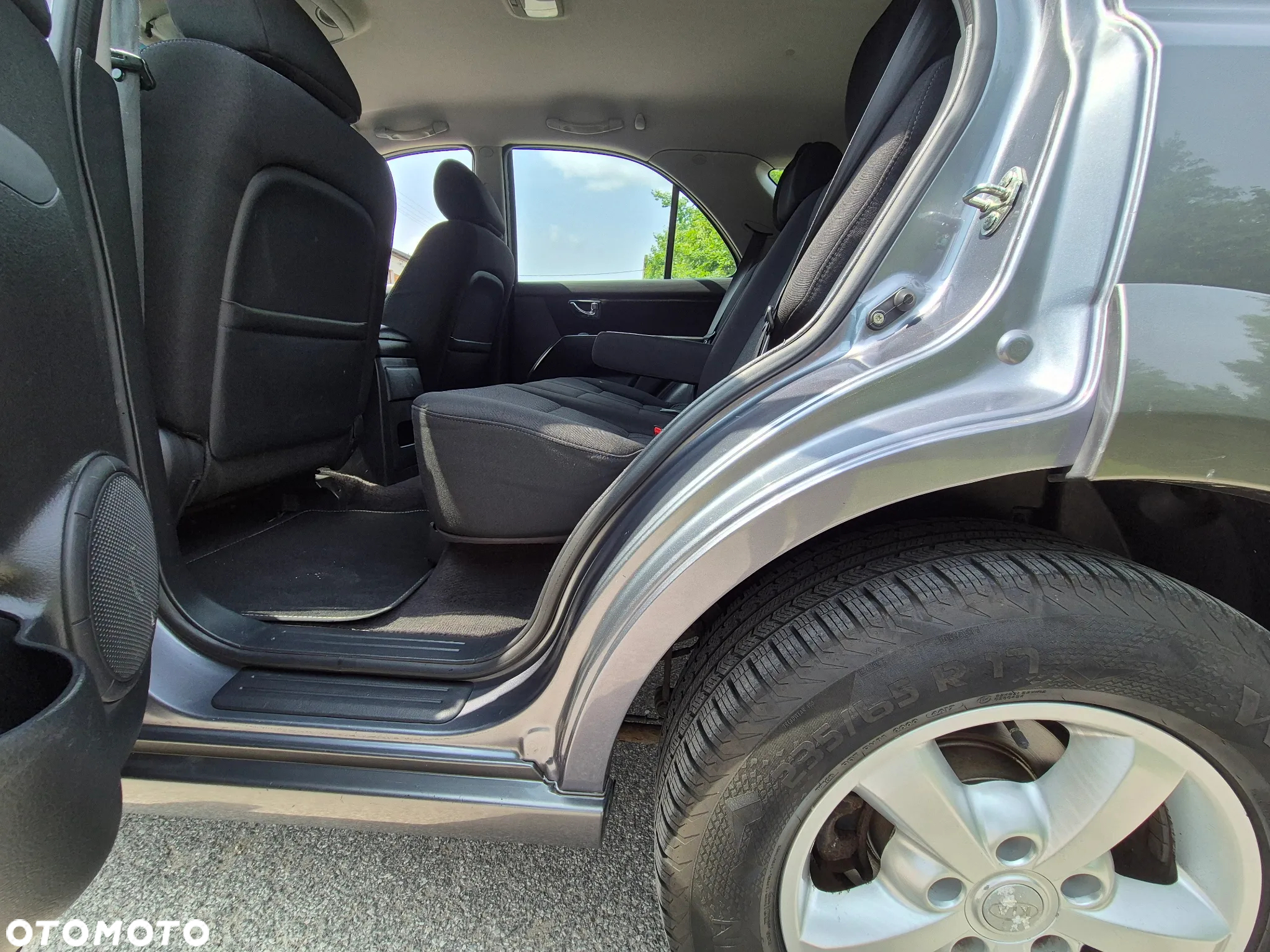 Kia Sorento 3.3 V6 EX - 28
