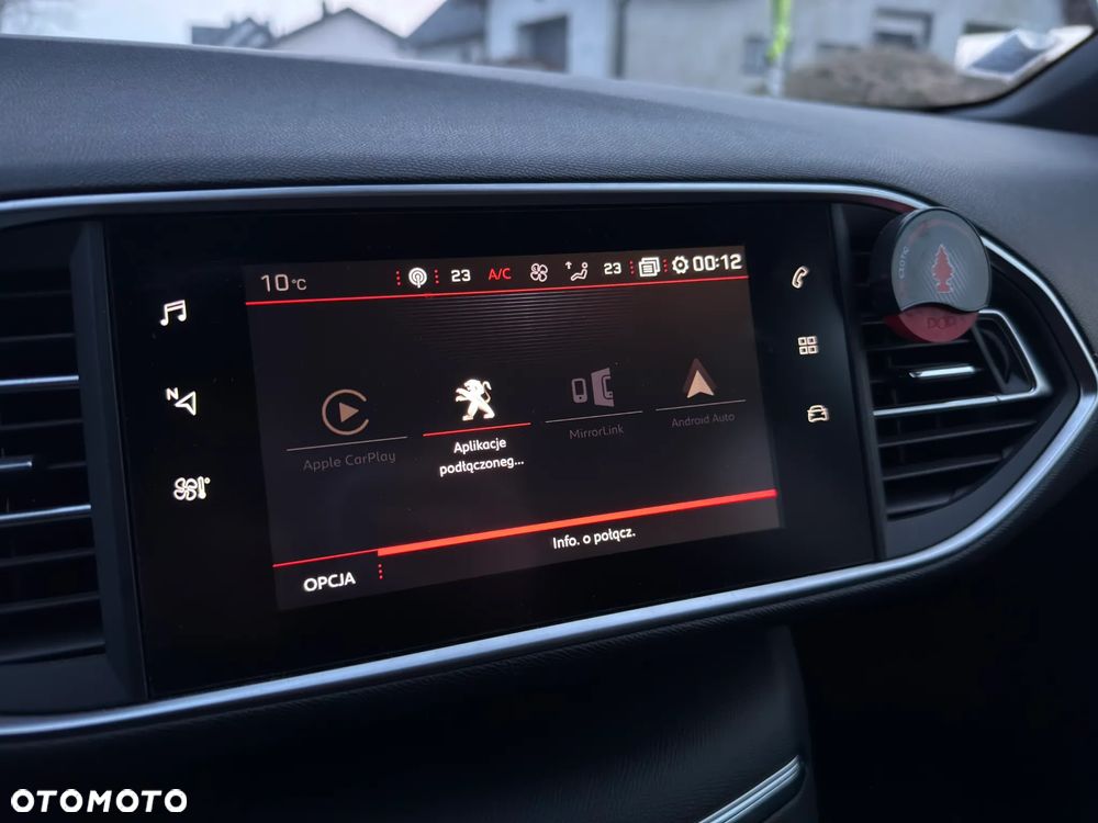 Peugeot 308 BlueHDi 130 EAT8 Stop & Start GT - 28