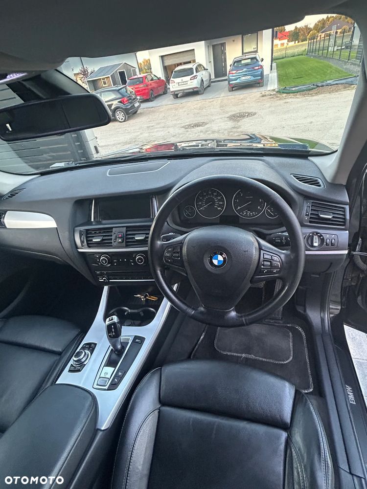 BMW X3 xDrive20d - 16
