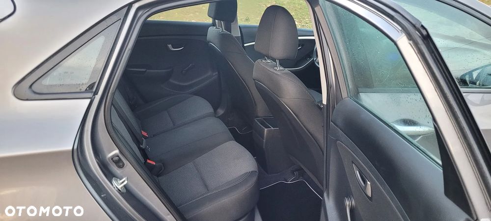 Hyundai i30 1.4 Classic - 12