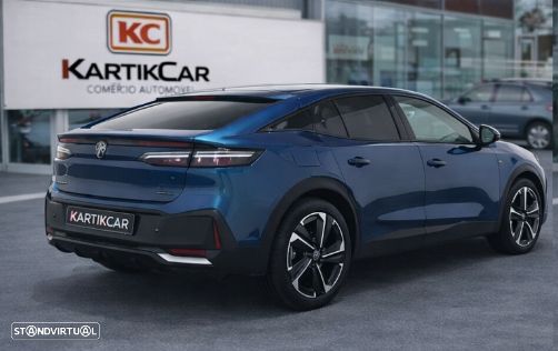 Peugeot 408 HYBRID 136 e-DSC6 Allure - 4