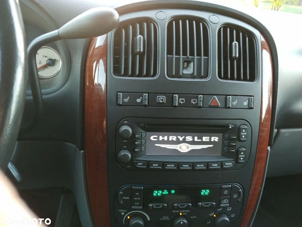 Chrysler Grand Voyager 3.3 Limited S&G - 22