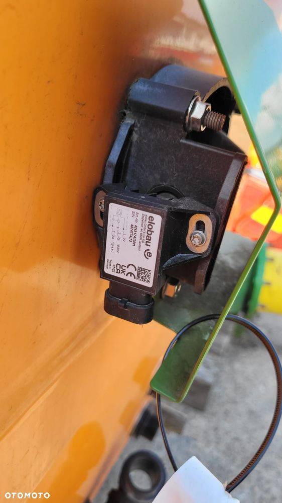 Amazone UG 3000 Beczka ,zbiornik opryskiwacz zaczepiany - 6