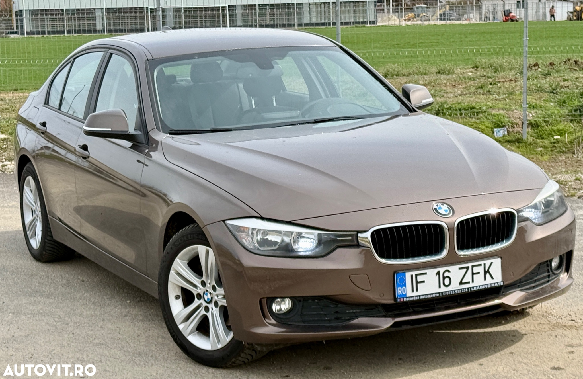 BMW Seria 3 316i - 21
