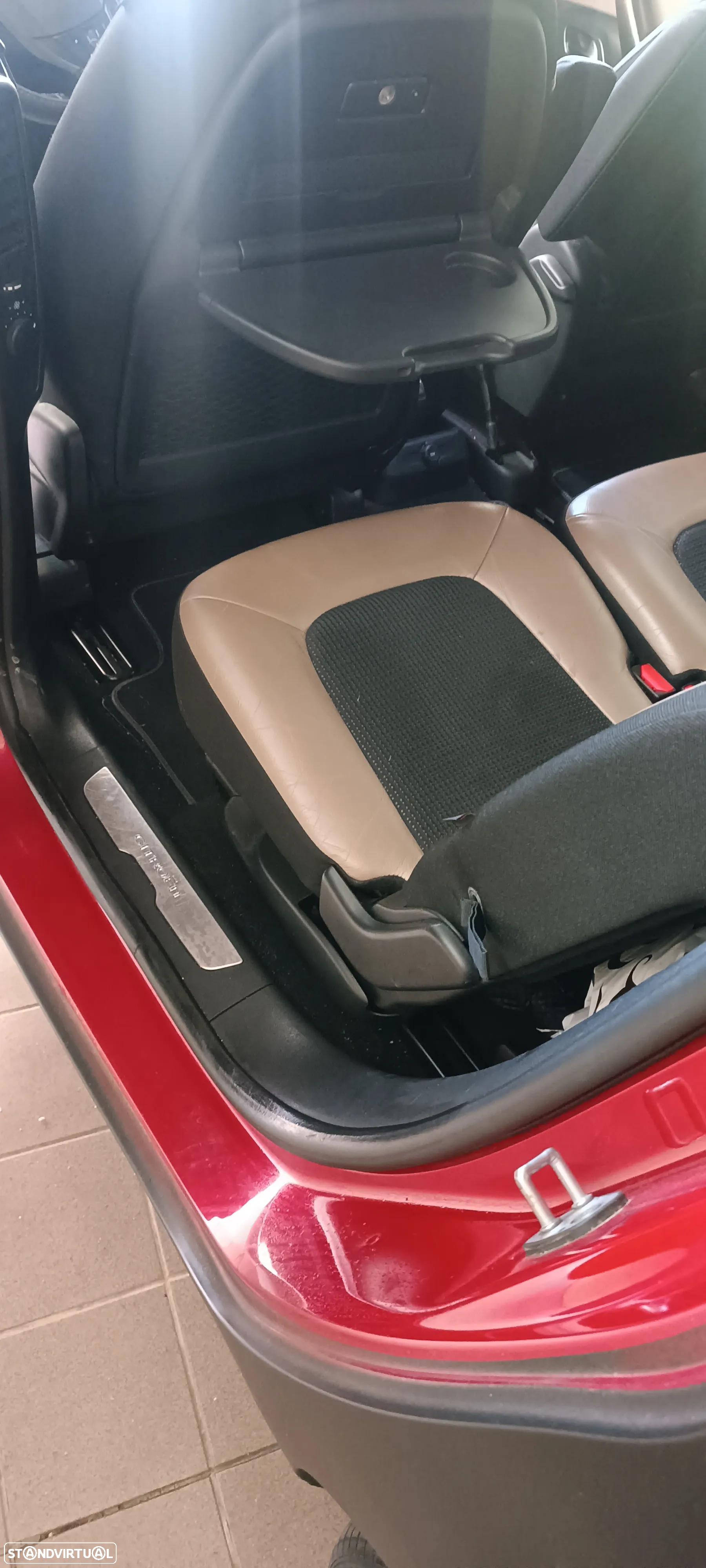 Citroën C4 Grand Picasso 1.6 BlueHDi Exclusive EAT6 - 16