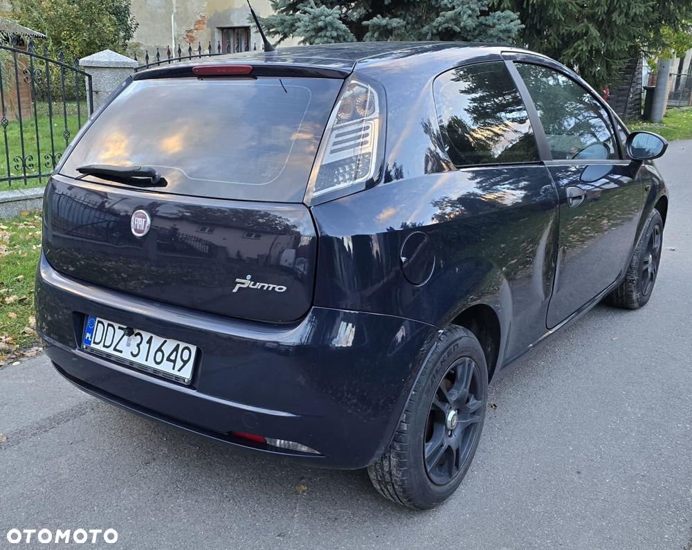 Fiat Punto 1.4 16V Dynamic - 3