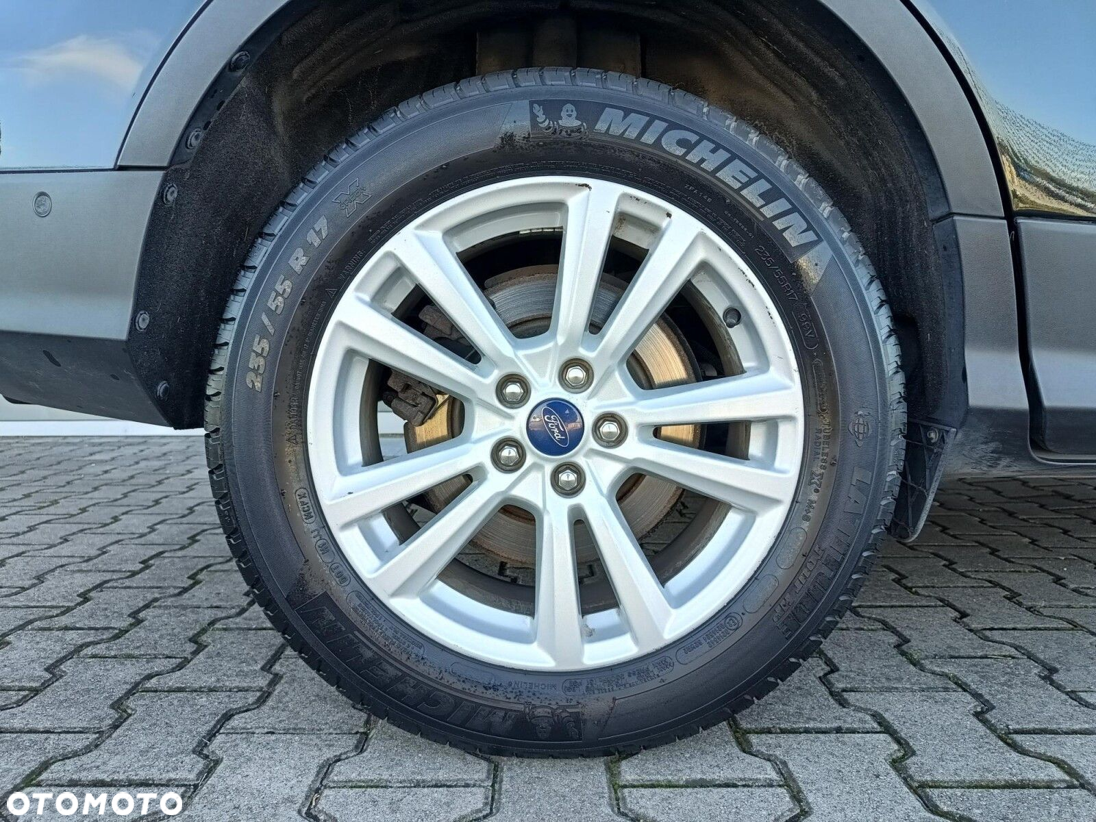 Ford Kuga 1.5 EcoBoost FWD Edition ASS MMT6 - 10