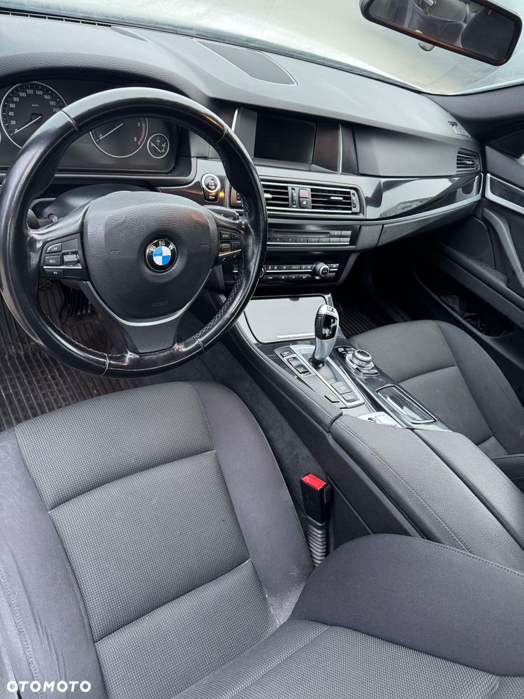 BMW Seria 5 518d - 8