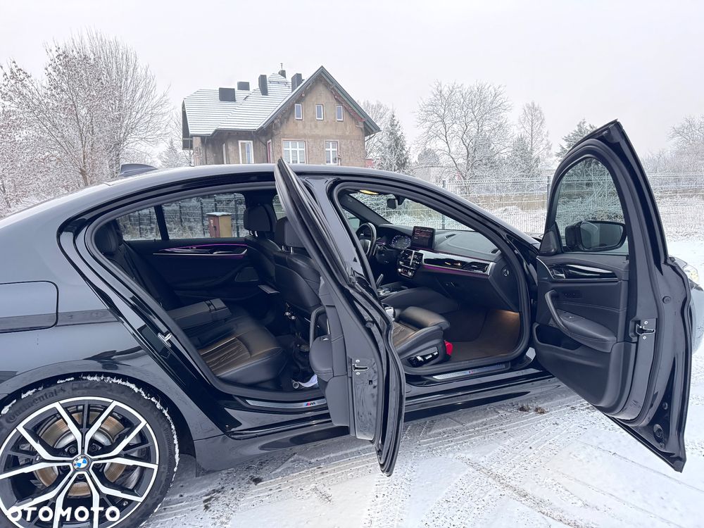 BMW Seria 5 520d xDrive M Sport sport - 28