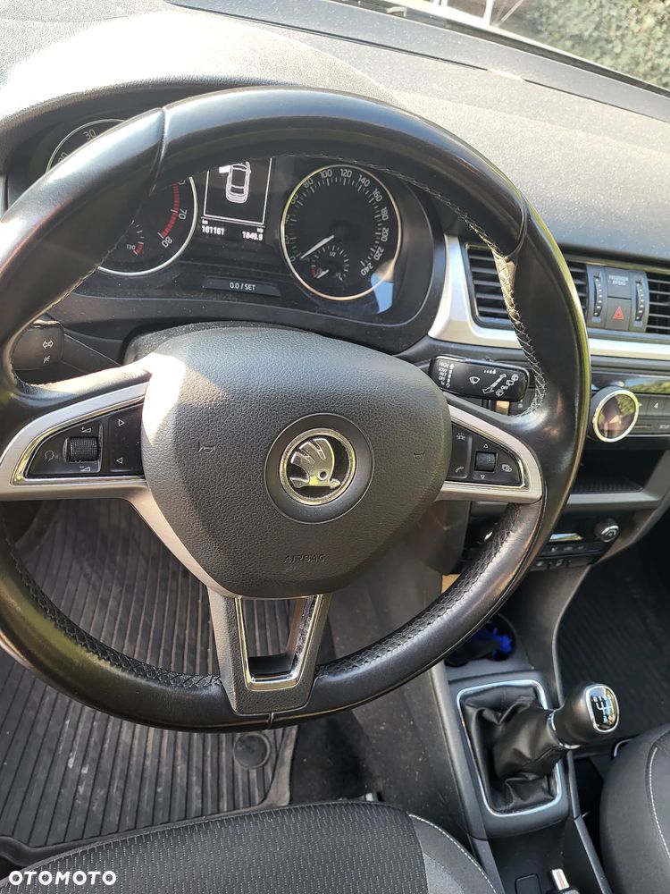 Skoda RAPID 1.2 TSI Ambition - 9