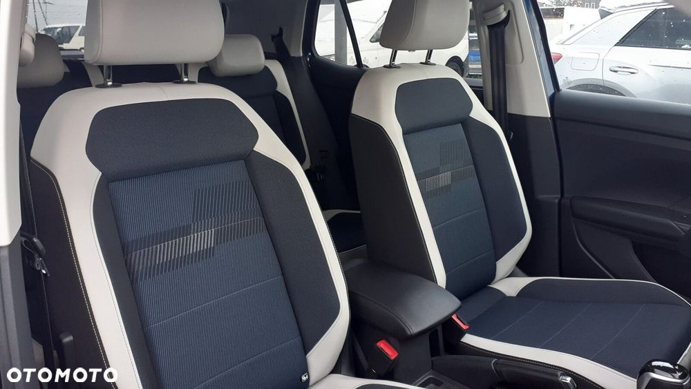 Volkswagen T-Cross - 30