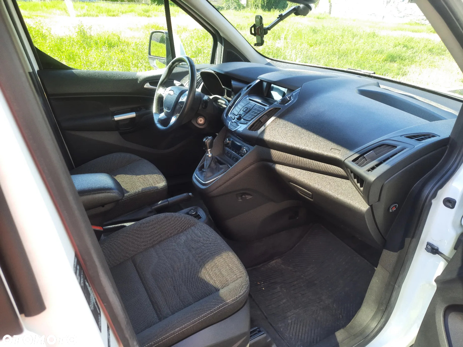 Ford Tourneo Connect Gr 1.5 TDCi Titanium - 15