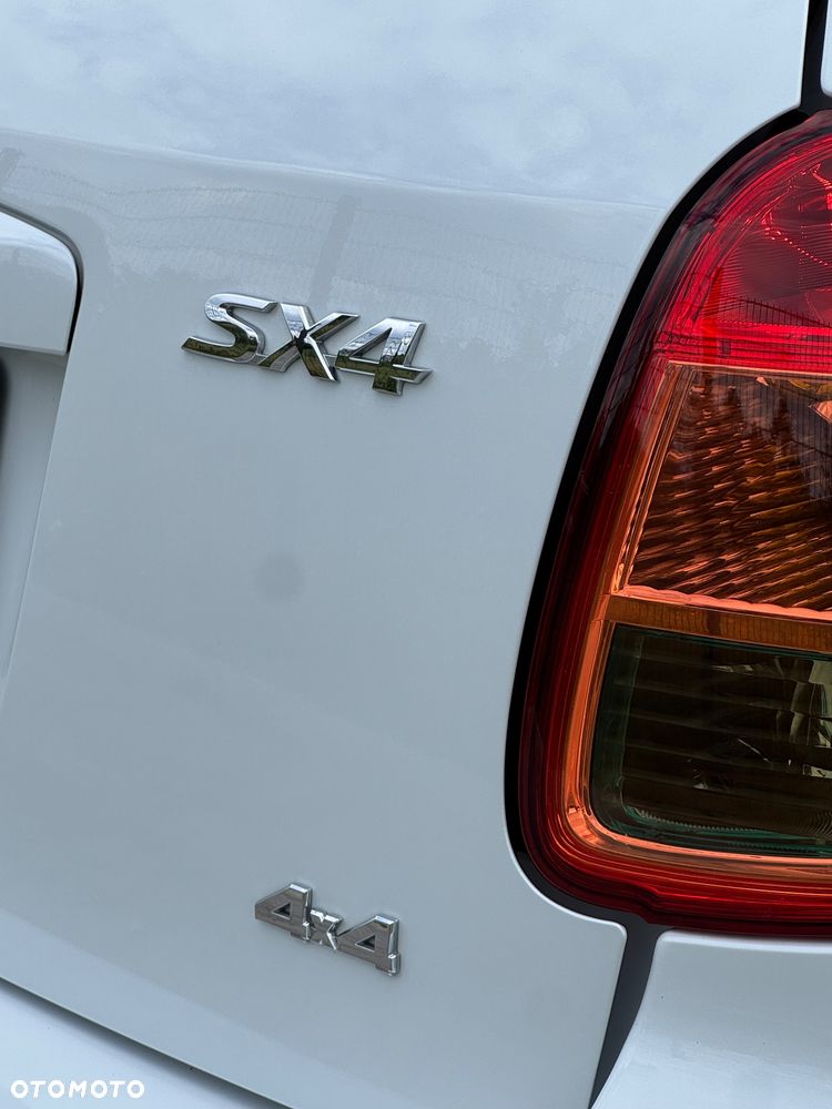 Suzuki SX4 1.6 VVT 4x4 Style - 17