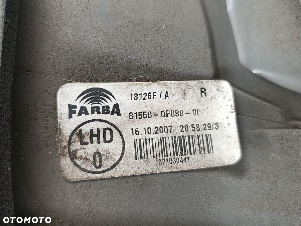 LAMPA TYLNA PRAWA TOYOTA COROLLA VERSO II 81550-0F080 - 7