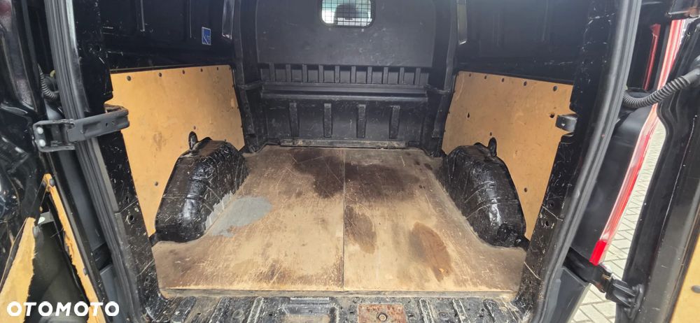 Ford TRANSIT CUSTOM - 32