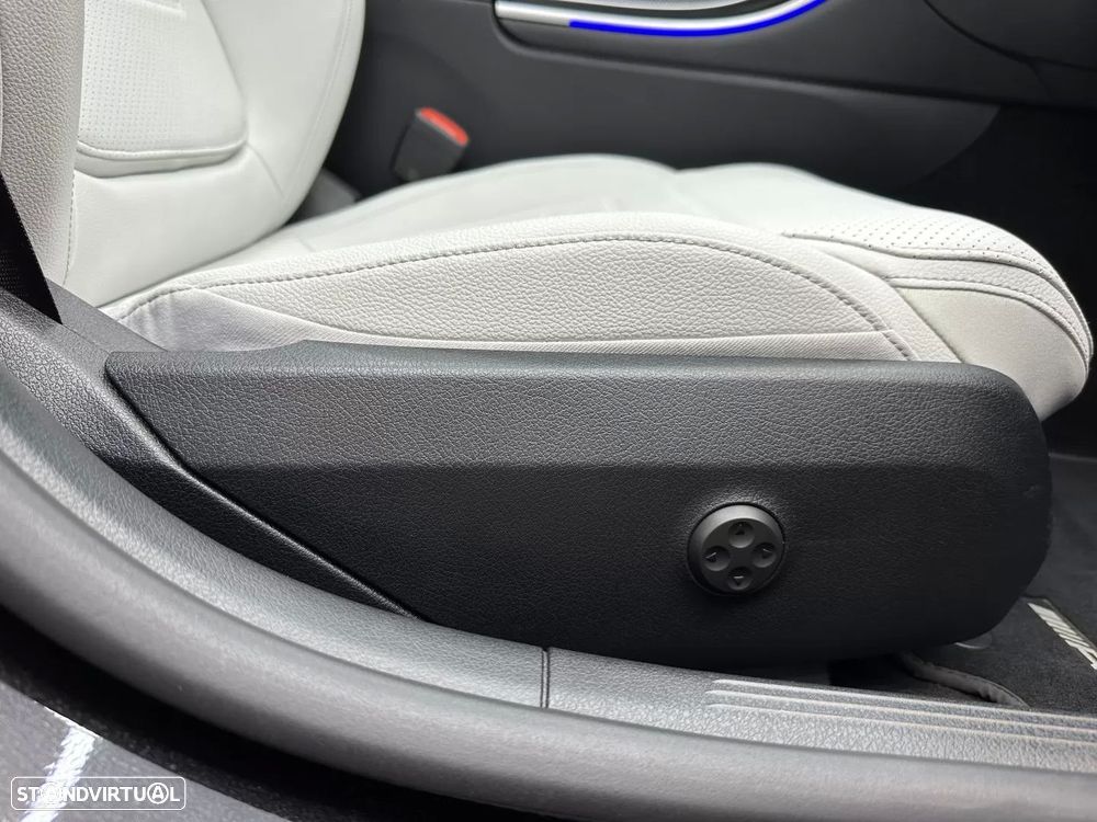 Mercedes-Benz C 300 e T 9G-TRONIC AMG Line - 25