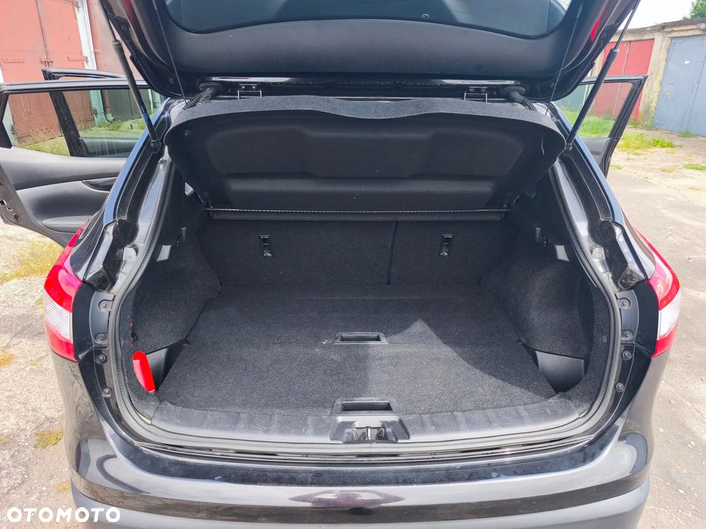 Nissan Qashqai - 14