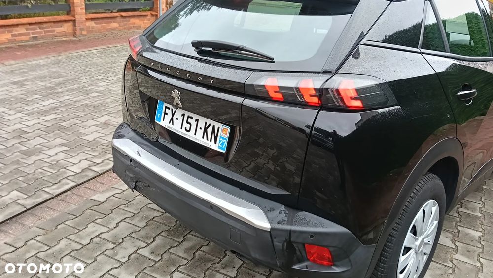 Peugeot 2008 - 11