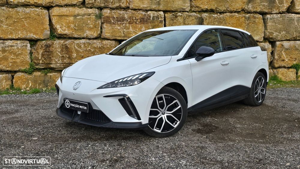 MG MG4 64 kWh Luxury - 59