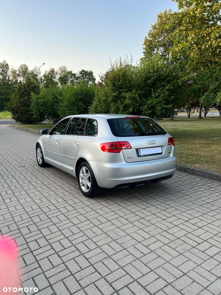 Audi A3 Sportback - 5