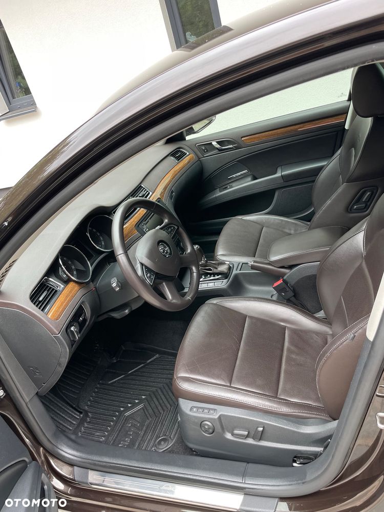 Skoda Superb 2.0 TDI 4x4 L&K DSG - 14