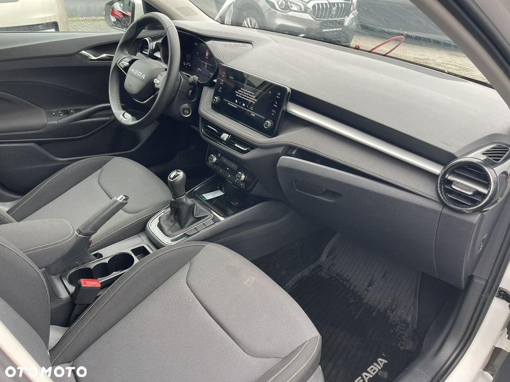 Skoda Fabia 1.0 TSI Ambition - 9