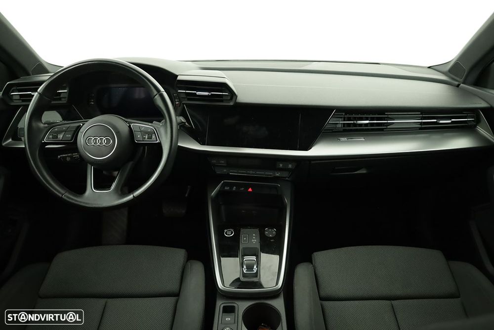 Audi A3 Sportback 45 TFSIe S line - 8