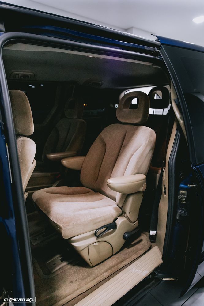 Chrysler Grand Voyager 2.5 CRD LX - 37