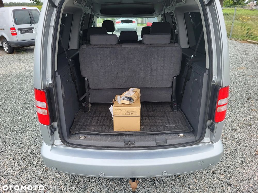 Volkswagen Caddy Maxi Comfortline Mixt DSG - 14
