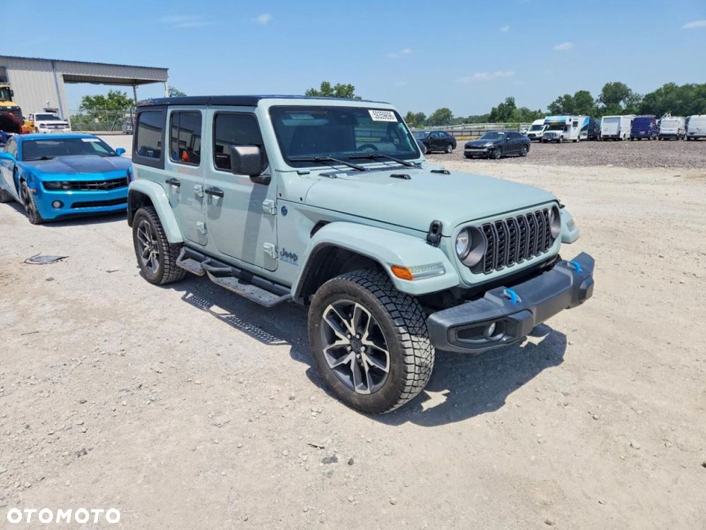 Jeep Wrangler - 3