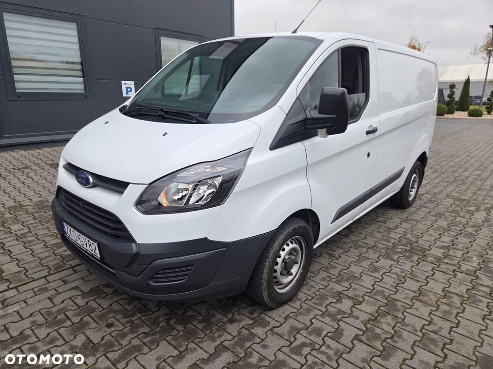 Ford TRANSIT CUSTOM - 1