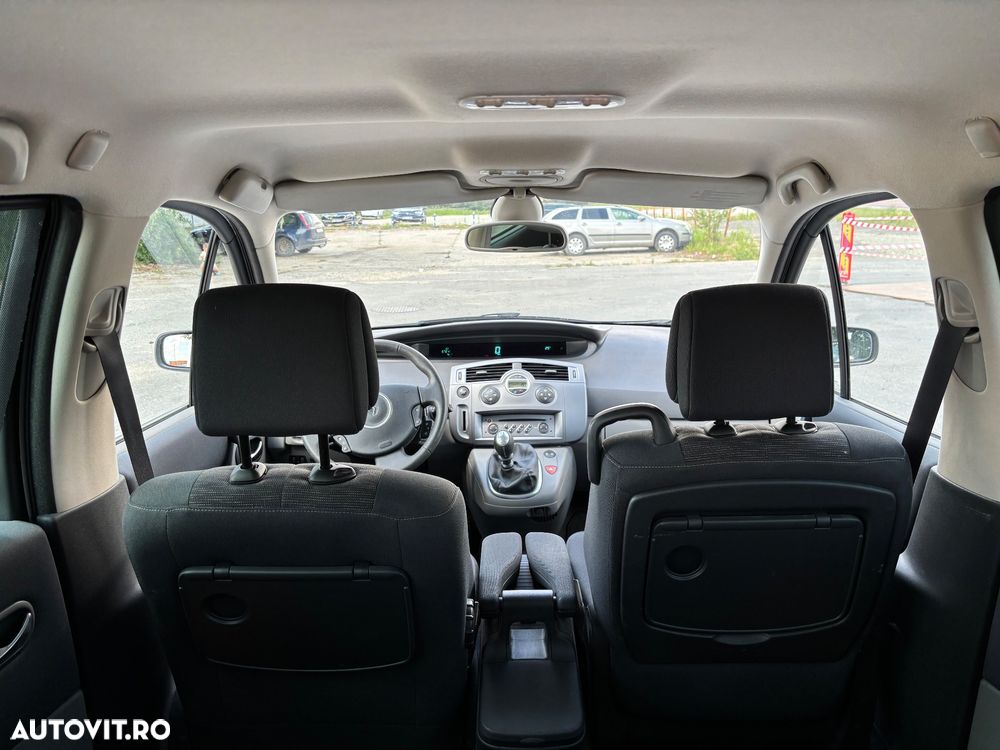 Renault Grand Scenic 1.9 dCi XXL FAP Avantage - 11