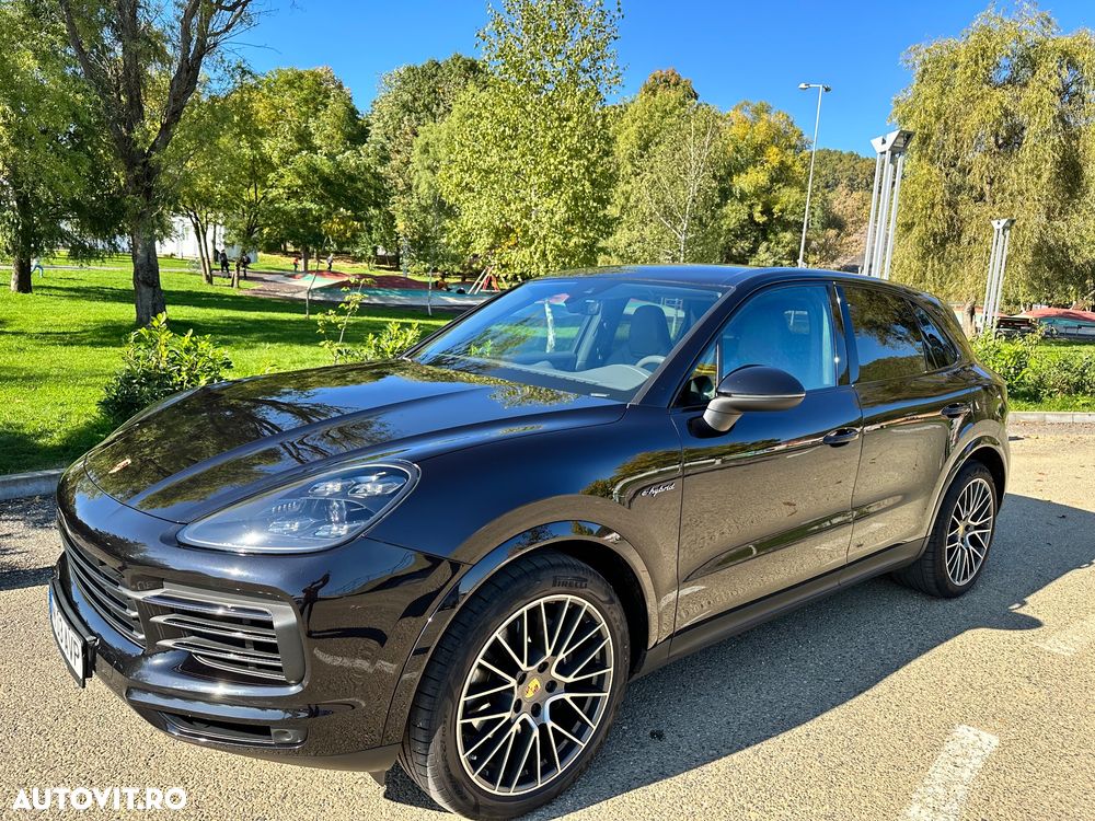Porsche Cayenne - 12